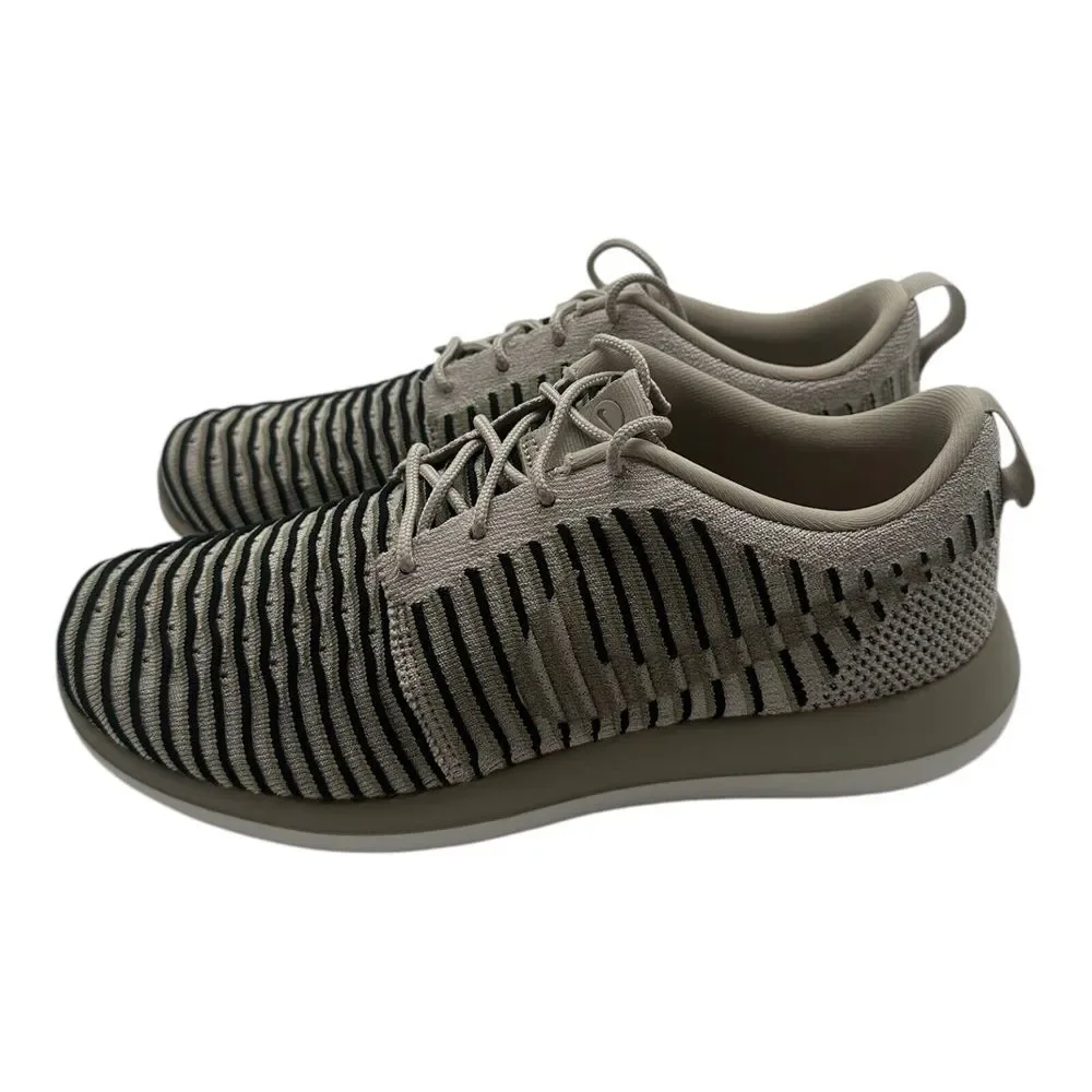 Nike Roshe Two Flyknit Running Shoes Womens 7 Natural Olive Black‎ 844929-200